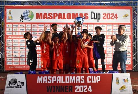 UD TAMARACEITE Y SEVILLA FC SE PROCLAMAN CAMPEONES DE LA MASPALOMAS CUP